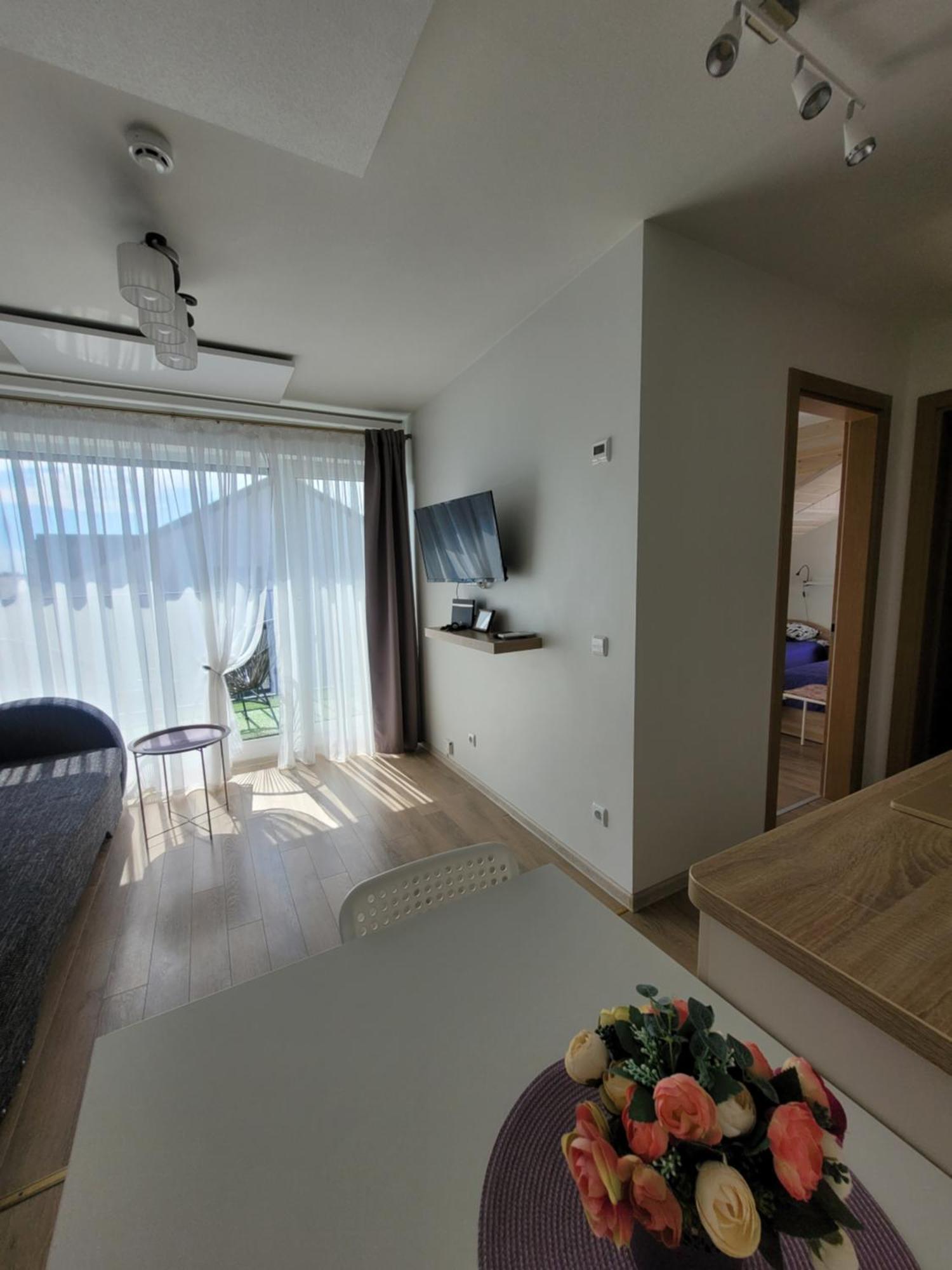 Malunu Apartamentai Паланга Екстериор снимка