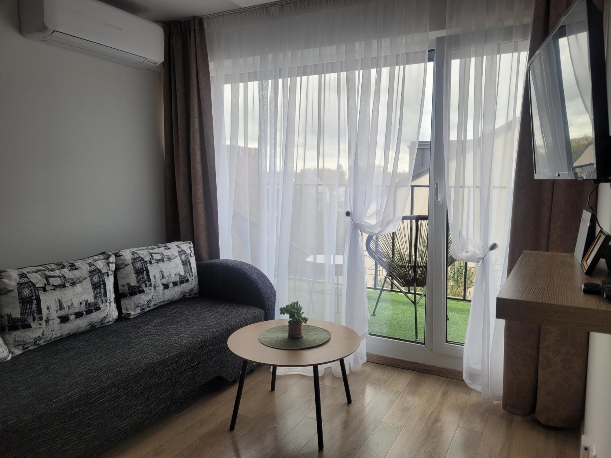 Malunu Apartamentai Паланга Екстериор снимка